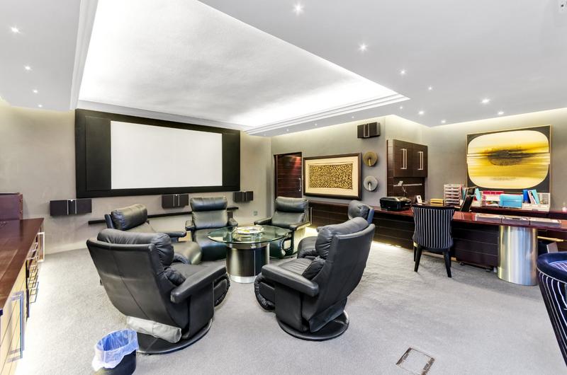 To Let 4 Bedroom Property for Rent in Dainfern Golf Estate Gauteng