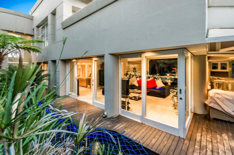 To Let 4 Bedroom Property for Rent in Dainfern Golf Estate Gauteng