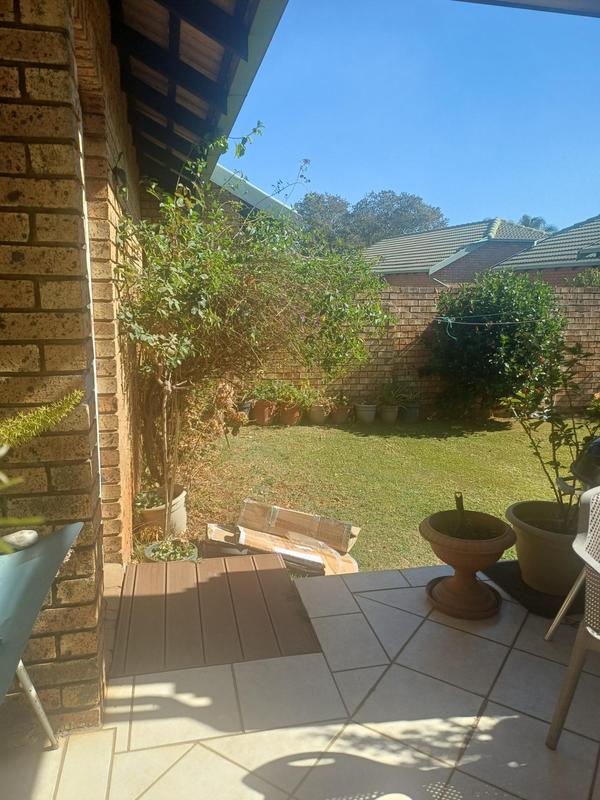 To Let 2 Bedroom Property for Rent in Eldoraigne Gauteng