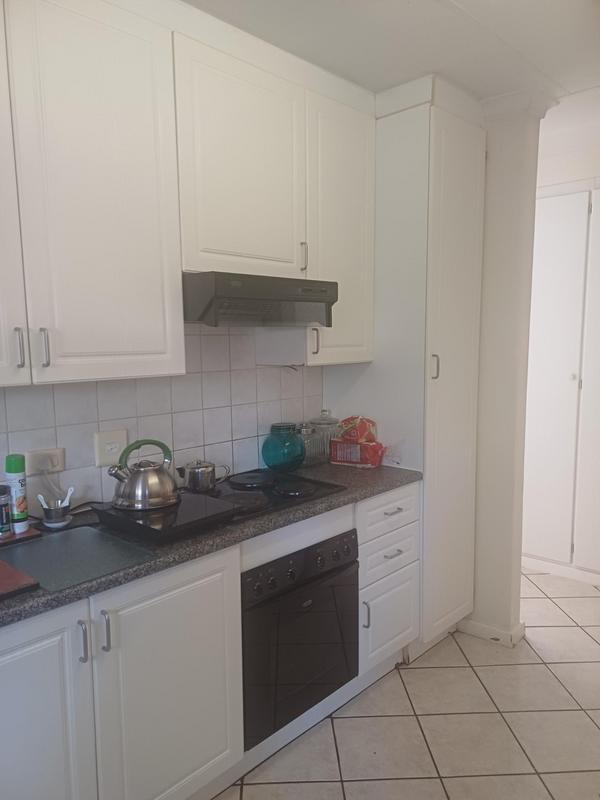 To Let 2 Bedroom Property for Rent in Eldoraigne Gauteng