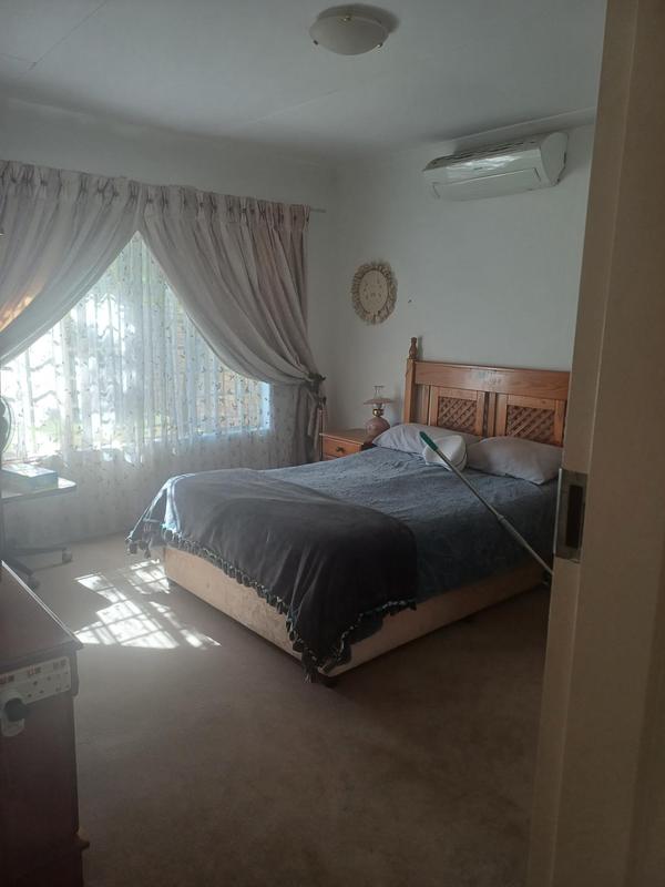 To Let 2 Bedroom Property for Rent in Eldoraigne Gauteng