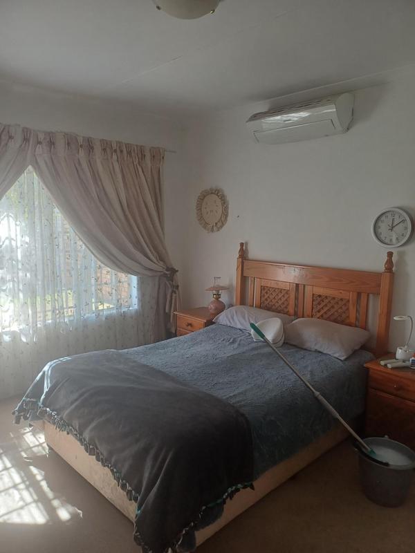 To Let 2 Bedroom Property for Rent in Eldoraigne Gauteng