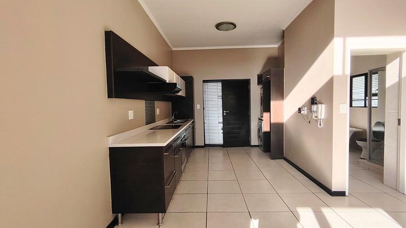 To Let 0 Bedroom Property for Rent in Greenstone Hill Gauteng