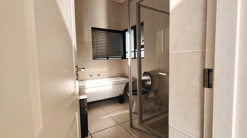 To Let 0 Bedroom Property for Rent in Greenstone Hill Gauteng
