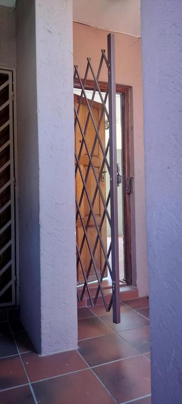 2 Bedroom Property for Sale in Winchester Hills Gauteng