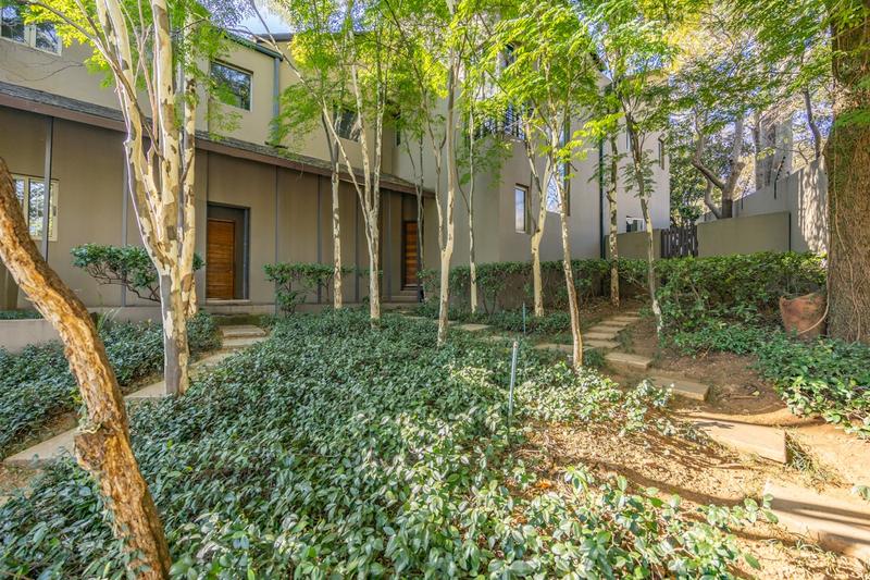 3 Bedroom Property for Sale in Waterkloof Ridge Gauteng