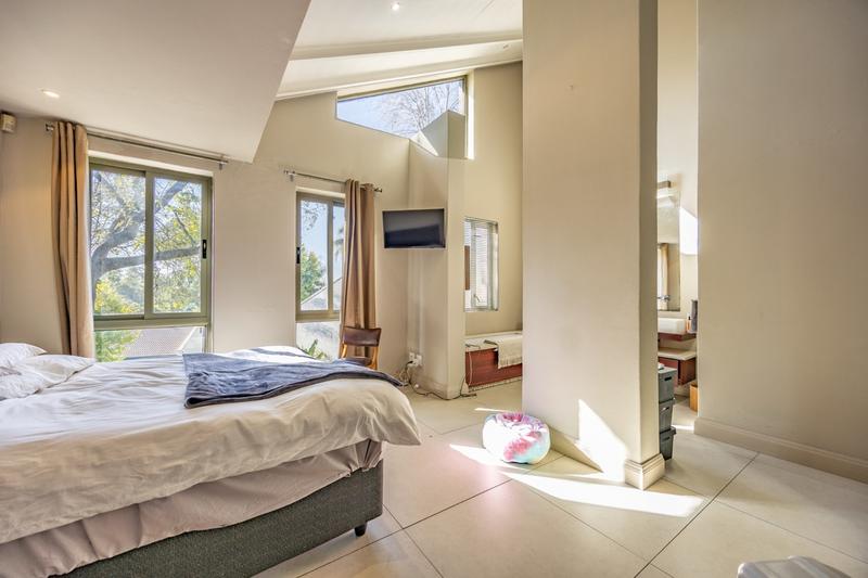 3 Bedroom Property for Sale in Waterkloof Ridge Gauteng