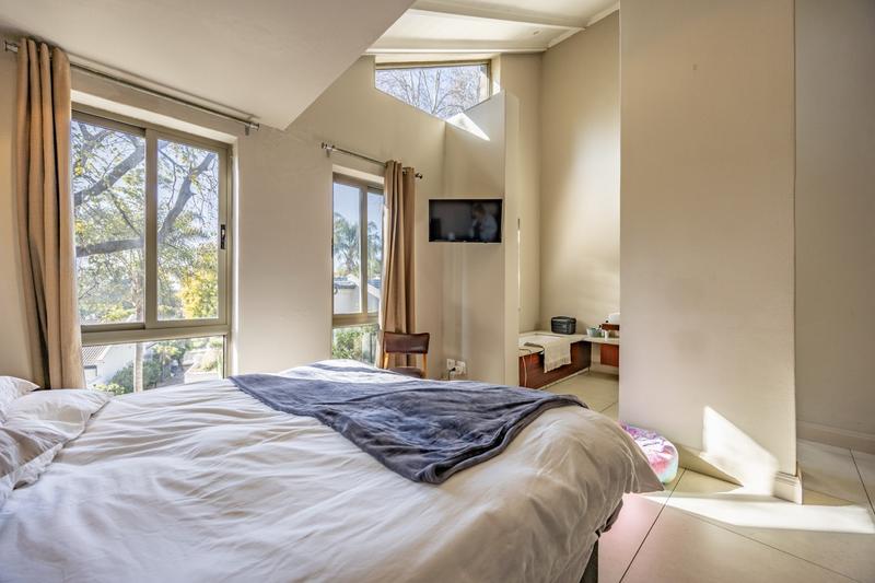 3 Bedroom Property for Sale in Waterkloof Ridge Gauteng
