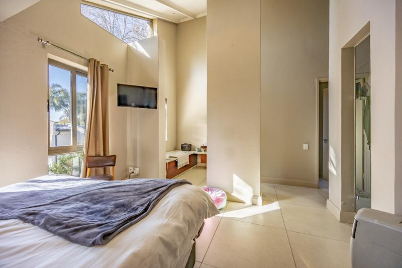 3 Bedroom Property for Sale in Waterkloof Ridge Gauteng