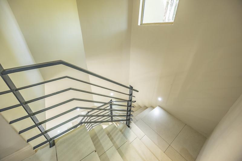 3 Bedroom Property for Sale in Waterkloof Ridge Gauteng