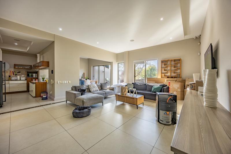 3 Bedroom Property for Sale in Waterkloof Ridge Gauteng