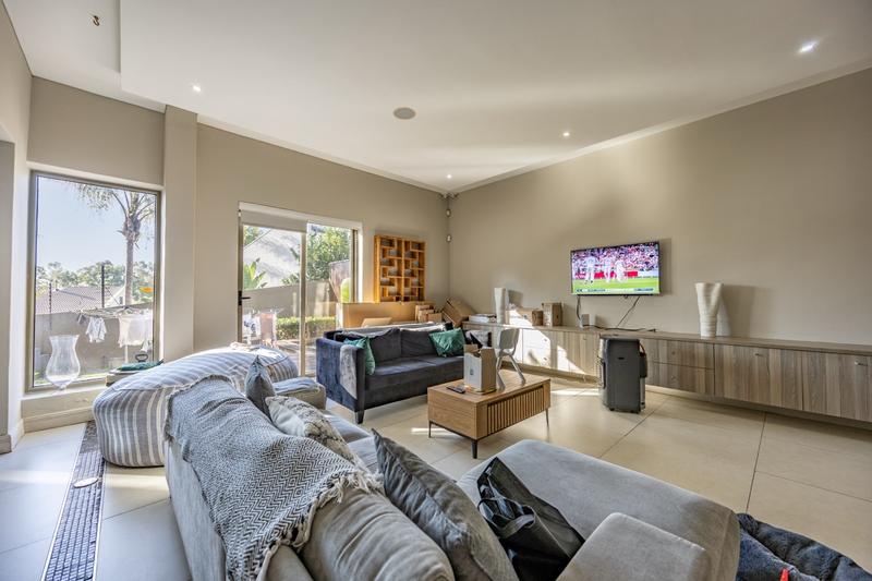 3 Bedroom Property for Sale in Waterkloof Ridge Gauteng