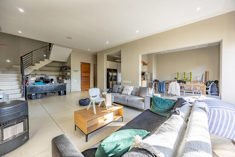 3 Bedroom Property for Sale in Waterkloof Ridge Gauteng
