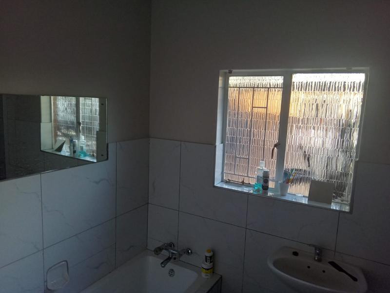 4 Bedroom Property for Sale in Wierda Park Gauteng