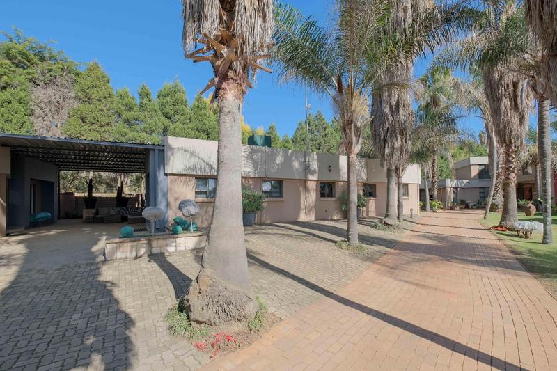 5 Bedroom Property for Sale in Tyger Valley Gauteng