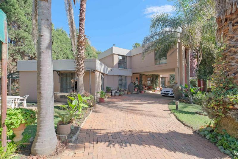 5 Bedroom Property for Sale in Tyger Valley Gauteng