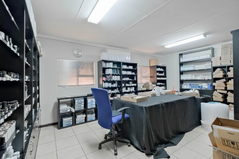 5 Bedroom Property for Sale in Tyger Valley Gauteng