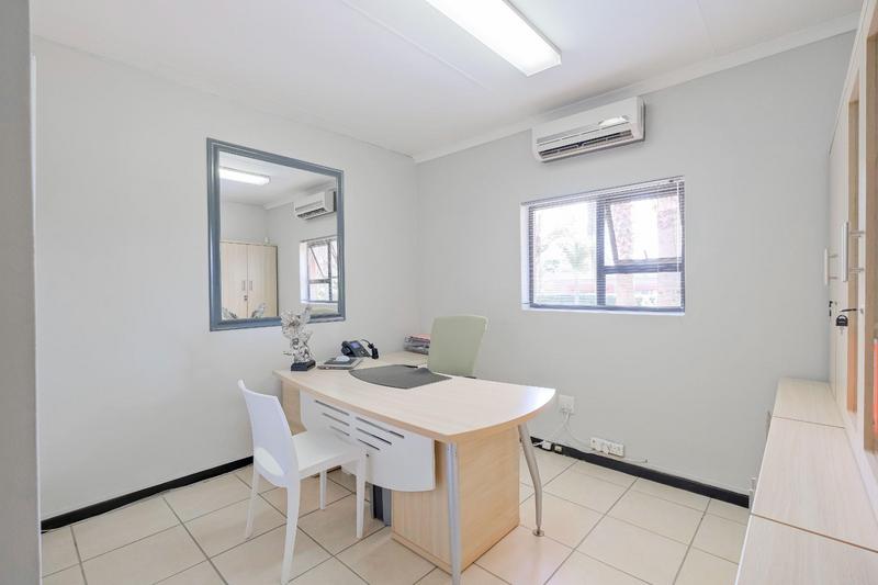 5 Bedroom Property for Sale in Tyger Valley Gauteng