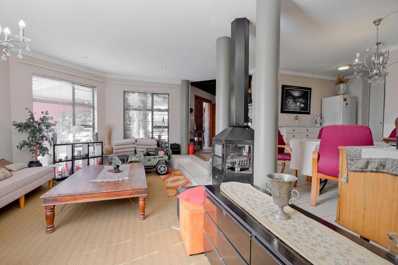 5 Bedroom Property for Sale in Tyger Valley Gauteng