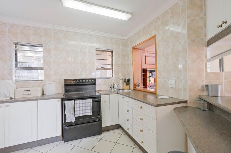 5 Bedroom Property for Sale in Tyger Valley Gauteng