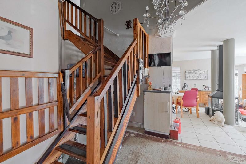 5 Bedroom Property for Sale in Tyger Valley Gauteng