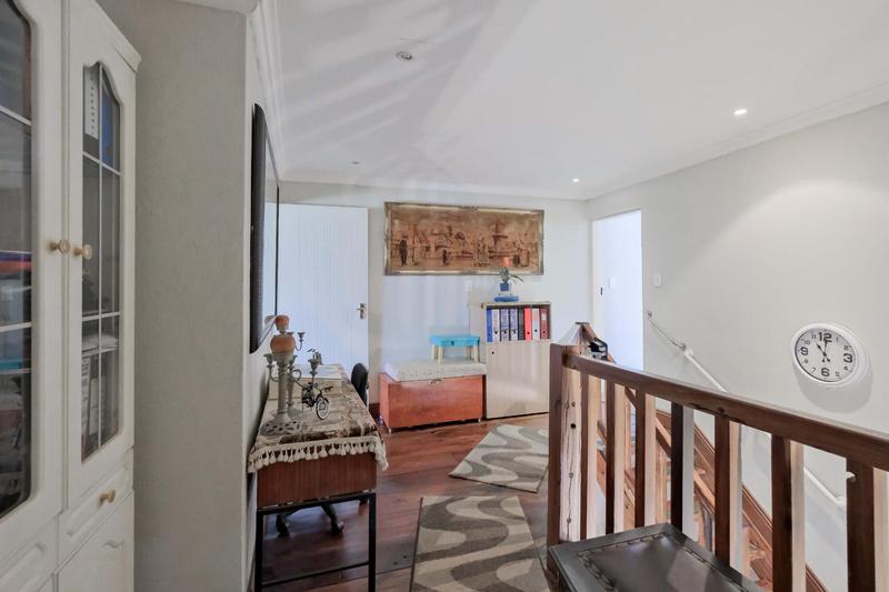 5 Bedroom Property for Sale in Tyger Valley Gauteng