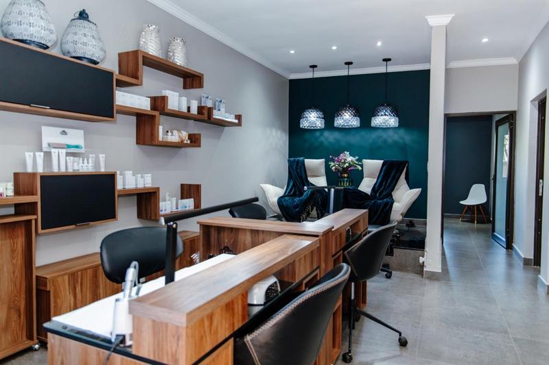 5 Bedroom Property for Sale in Tyger Valley Gauteng