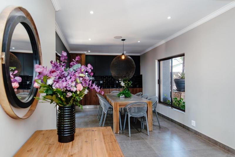 5 Bedroom Property for Sale in Tyger Valley Gauteng