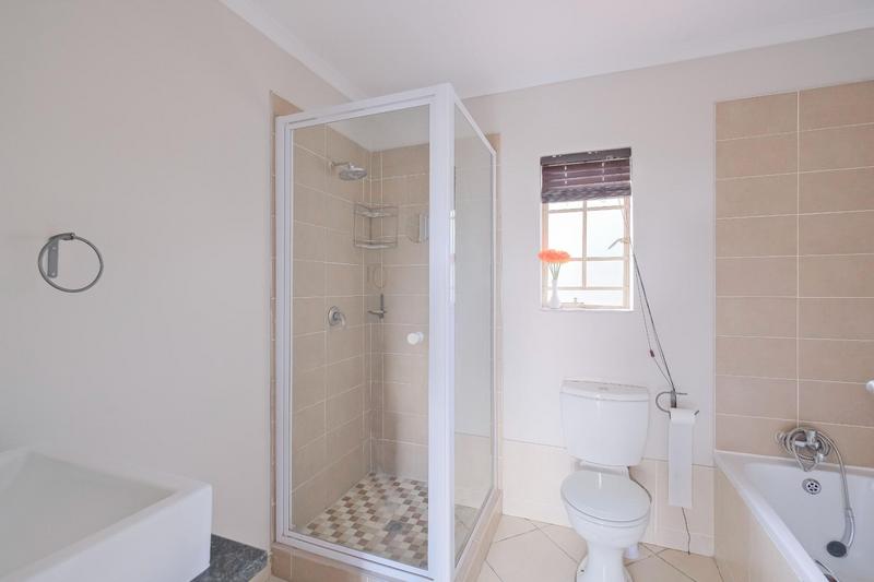 4 Bedroom Property for Sale in Mooikloof Ridge Gauteng
