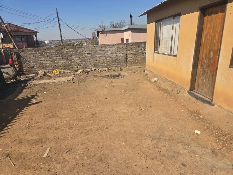 1 Bedroom Property for Sale in Tembisa Central Gauteng