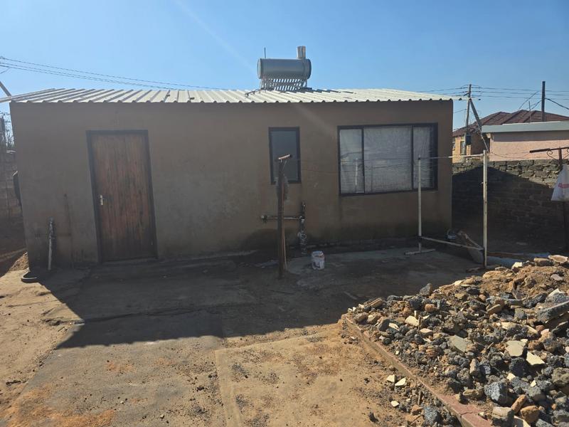 1 Bedroom Property for Sale in Tembisa Central Gauteng