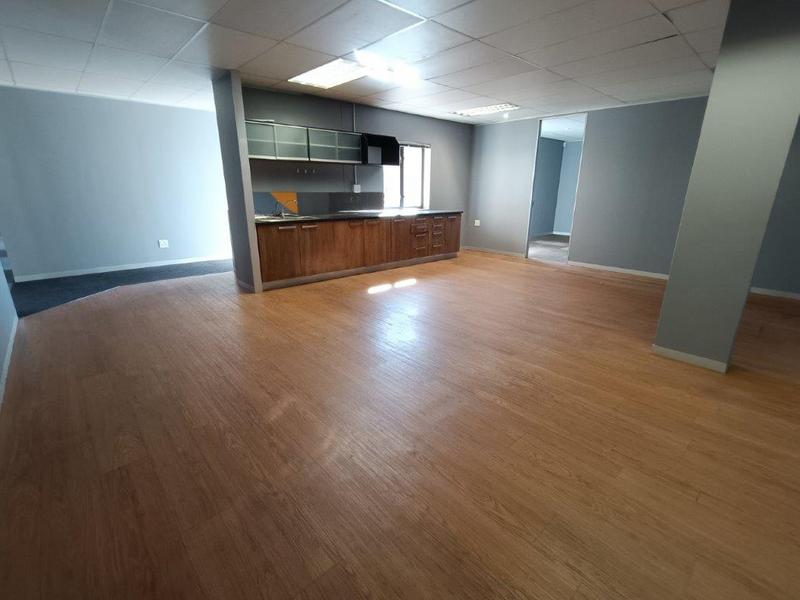 To Let commercial Property for Rent in Strubensvallei Gauteng