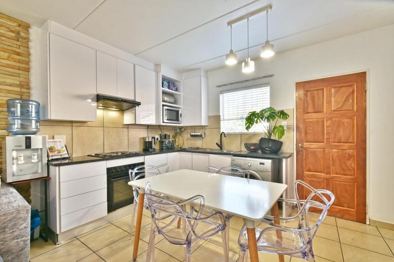 3 Bedroom Property for Sale in Wilgeheuwel Gauteng