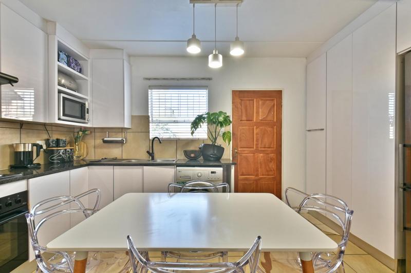 3 Bedroom Property for Sale in Wilgeheuwel Gauteng