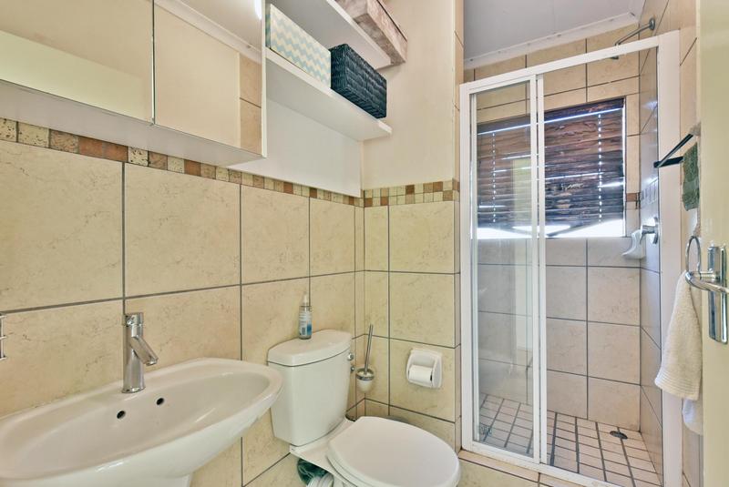 3 Bedroom Property for Sale in Wilgeheuwel Gauteng