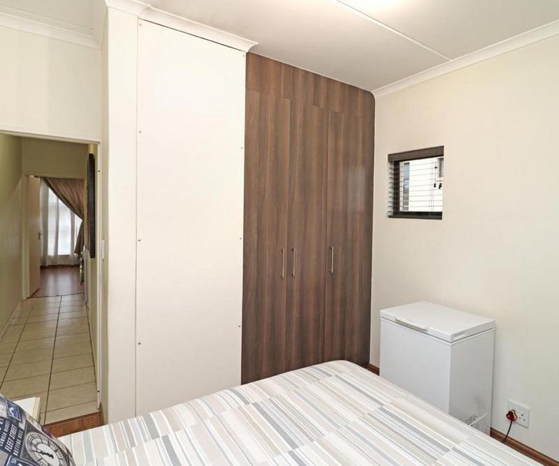 3 Bedroom Property for Sale in Barbeque Downs Gauteng