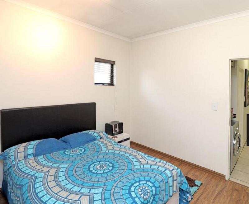 3 Bedroom Property for Sale in Barbeque Downs Gauteng