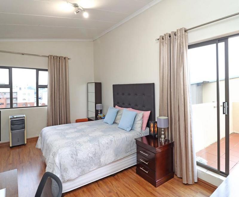 3 Bedroom Property for Sale in Barbeque Downs Gauteng
