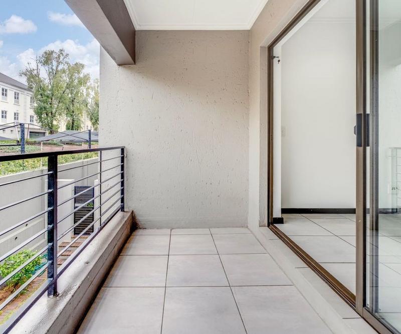 To Let 2 Bedroom Property for Rent in Sunninghill Gauteng