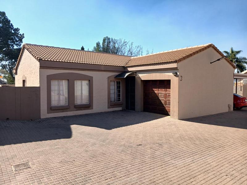 3 Bedroom Property for Sale in Theresa Park Gauteng