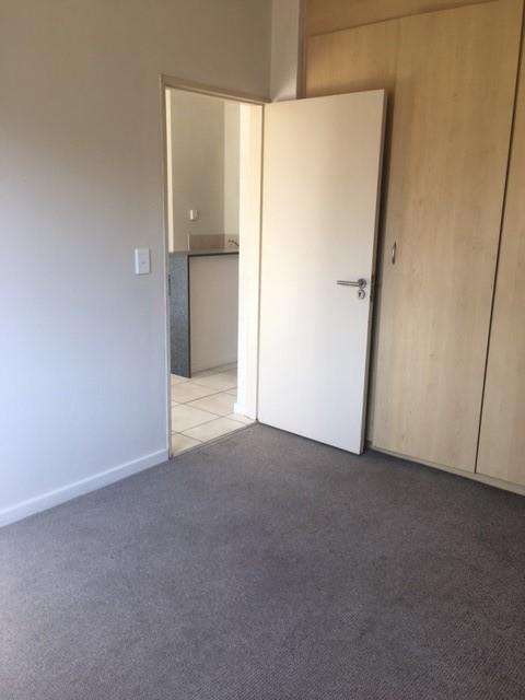 To Let 1 Bedroom Property for Rent in Sunninghill Gauteng