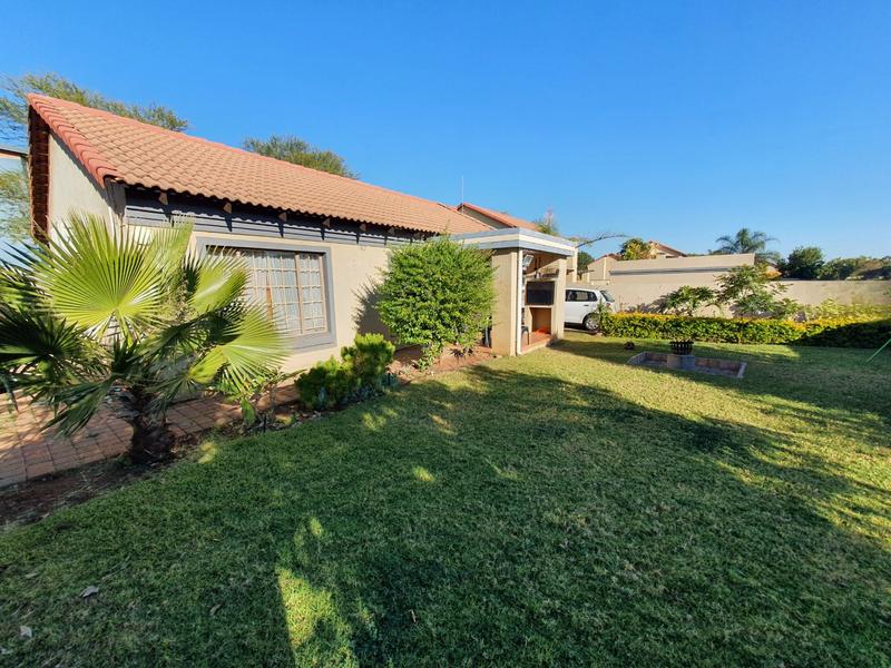 2 Bedroom Property for Sale in Annlin Gauteng