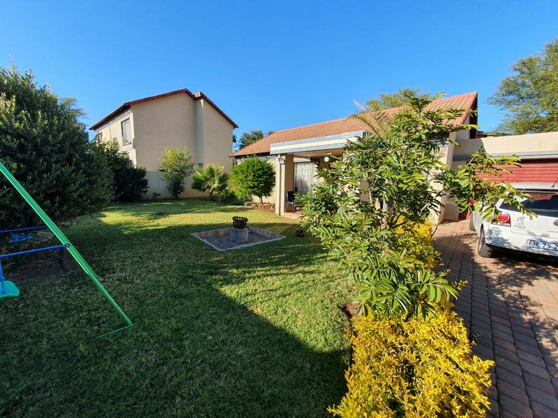 2 Bedroom Property for Sale in Annlin Gauteng
