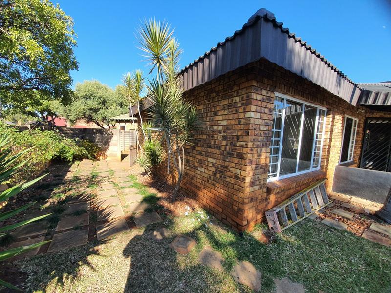 0 Bedroom Property for Sale in Doornpoort Gauteng