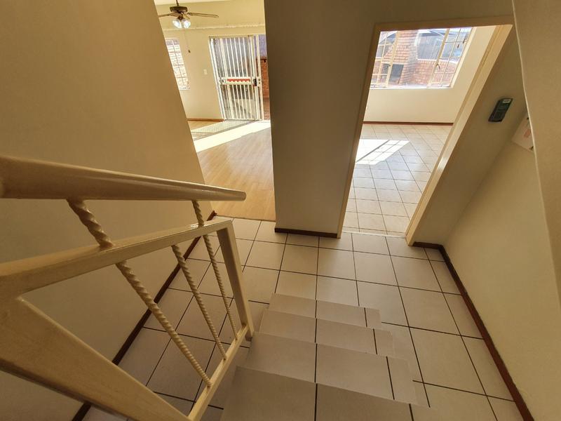 3 Bedroom Property for Sale in Magalieskruin Gauteng