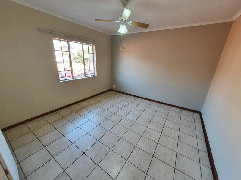 3 Bedroom Property for Sale in Magalieskruin Gauteng