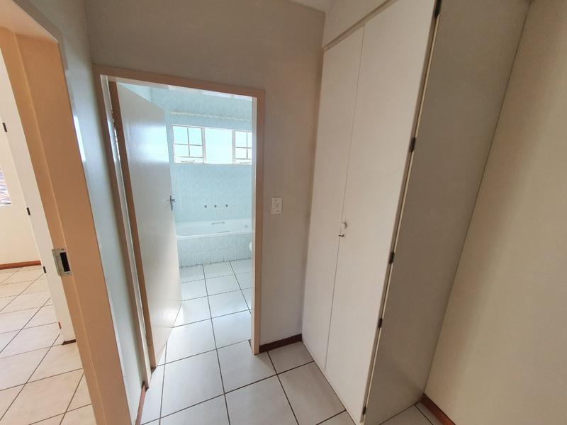 3 Bedroom Property for Sale in Magalieskruin Gauteng