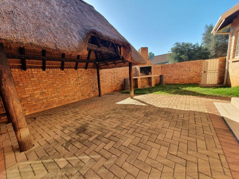 3 Bedroom Property for Sale in Magalieskruin Gauteng