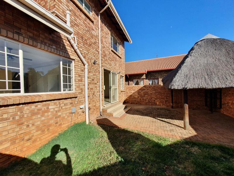 3 Bedroom Property for Sale in Magalieskruin Gauteng