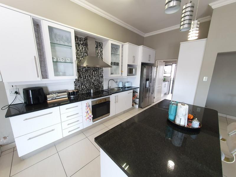 3 Bedroom Property for Sale in Magalieskruin Gauteng